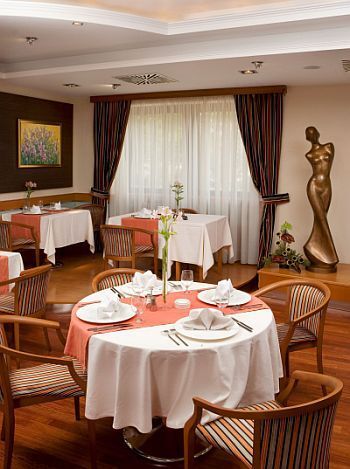 4 star Hotel Kalvaria Gyor - Kalvaria hotel in Gyor - Romantic and elegant hotel in Gyor - apartment and hotel online reservation Gyor - Kalvaria hotel